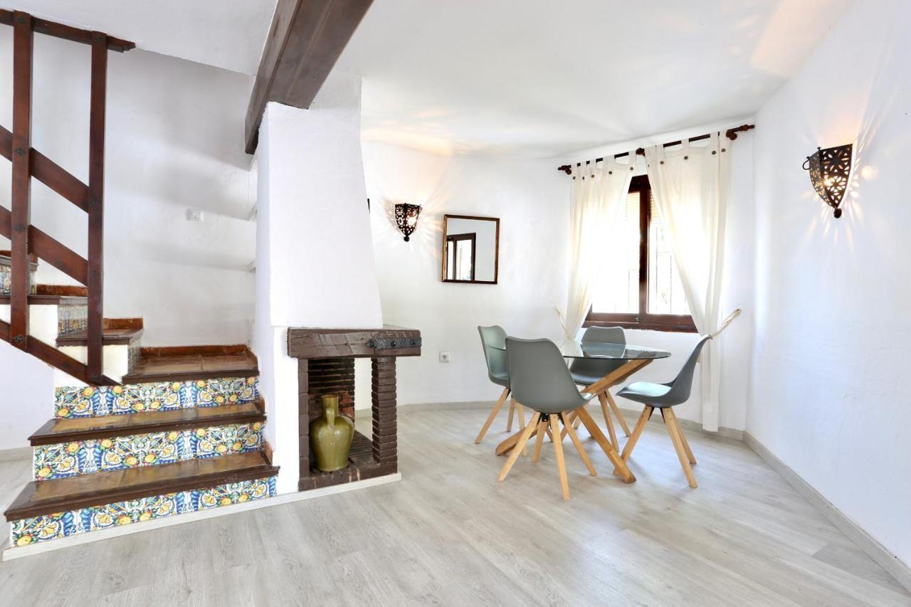 Urbanizacion El Oasis, 20 Villas En 1ª Linea Playa Дения Экстерьер фото